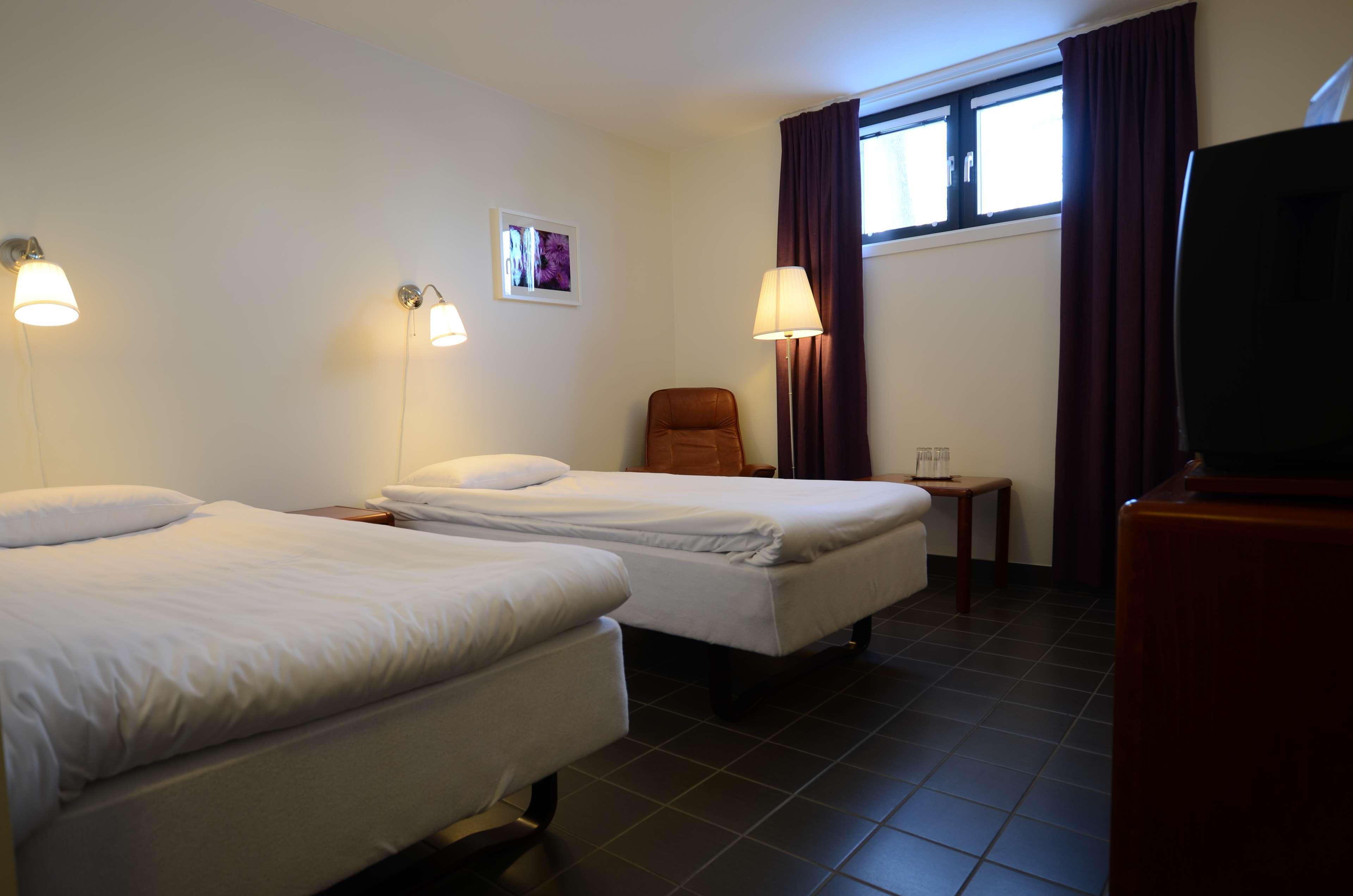 Best Western Plus Fergus Hotel Exterior foto