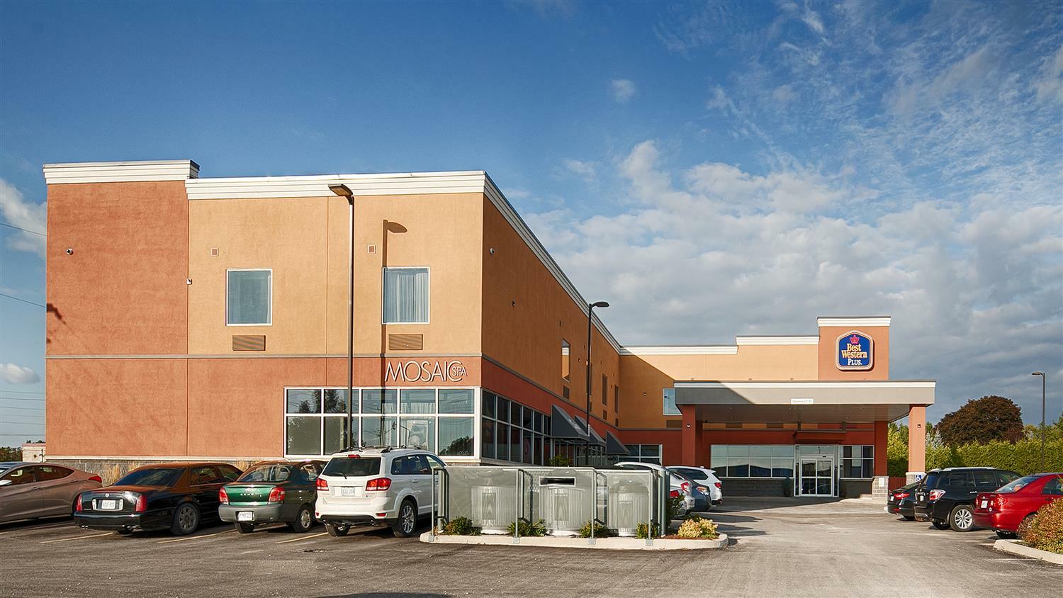 Best Western Plus Fergus Hotel Exterior foto